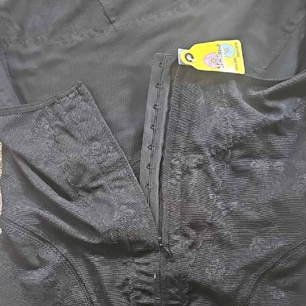 Shapewear  Black Bodysuit, New Never Worn, Hooks And Zipper - Picture 5 of 6